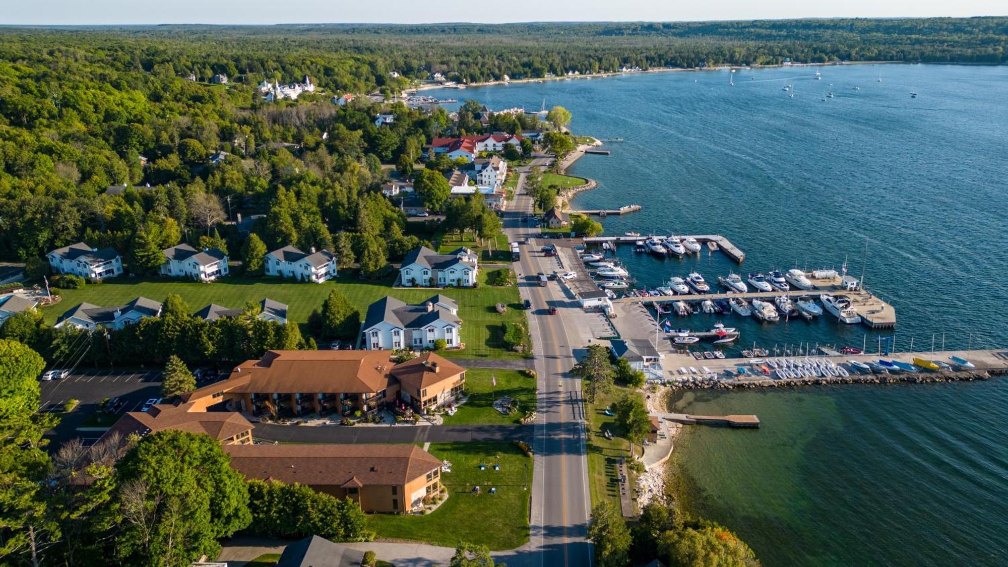 Pine Grove Resort Іфреім Екстер'єр фото