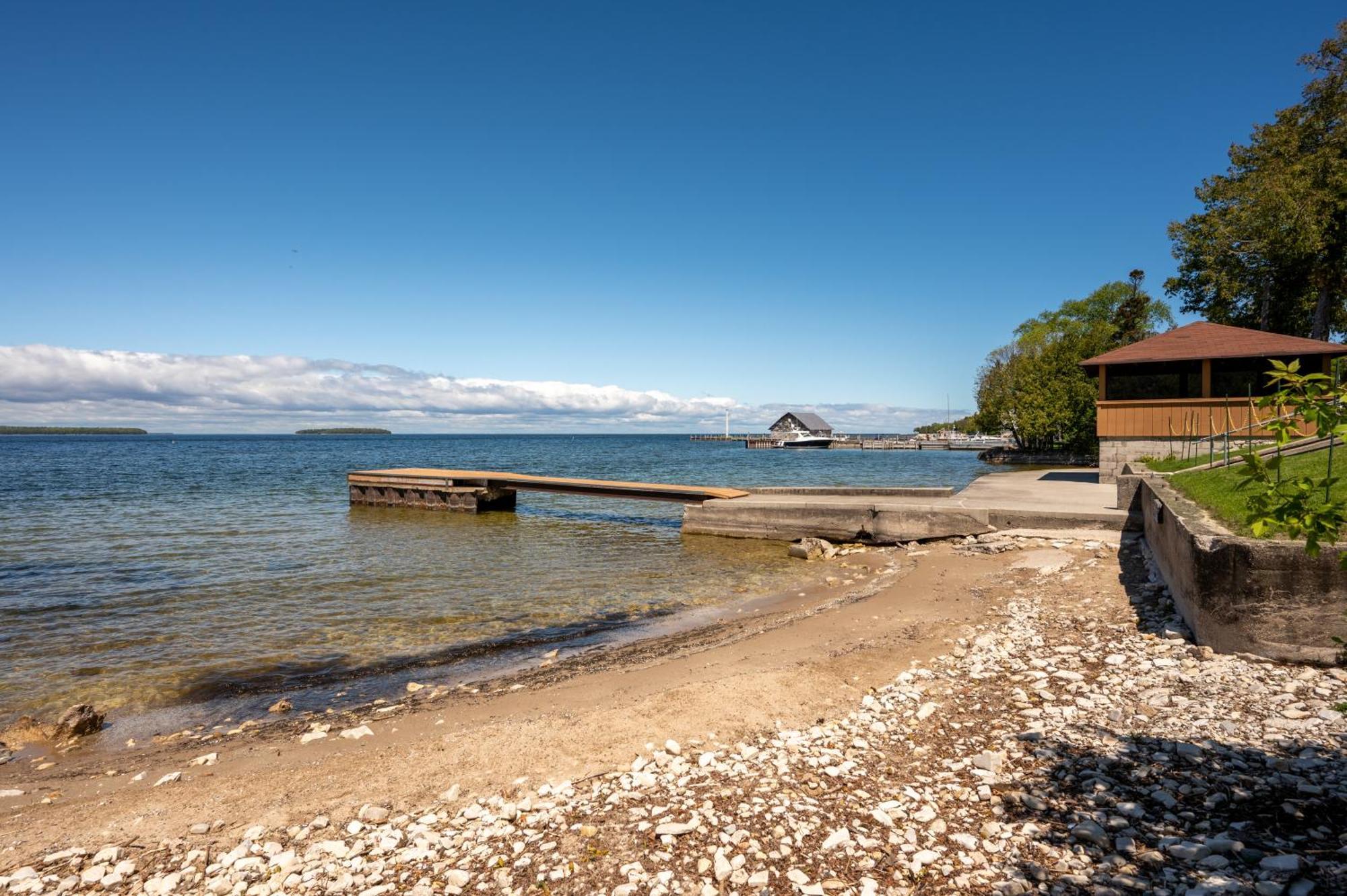 Pine Grove Resort Іфреім Екстер'єр фото