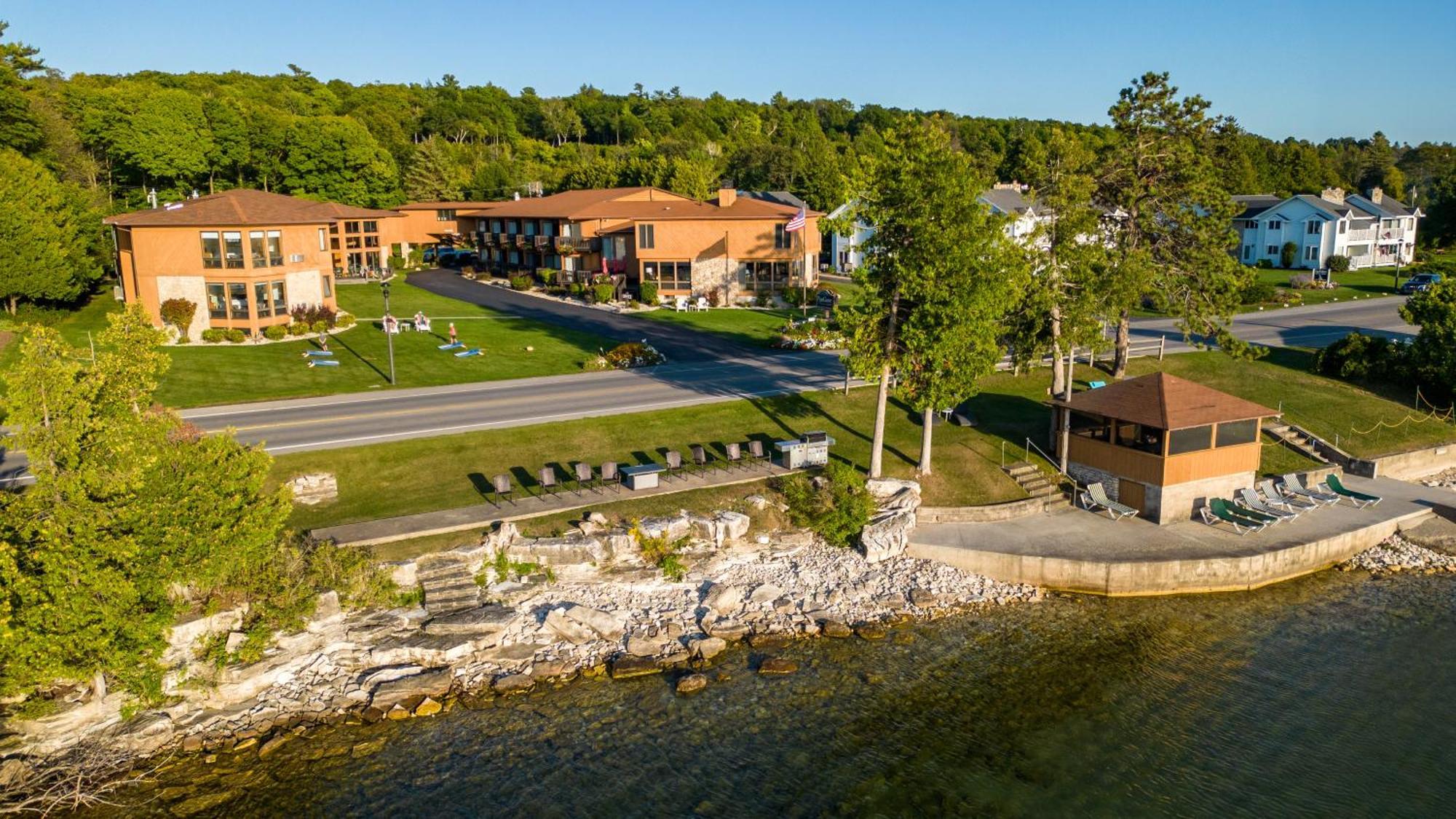 Pine Grove Resort Іфреім Екстер'єр фото