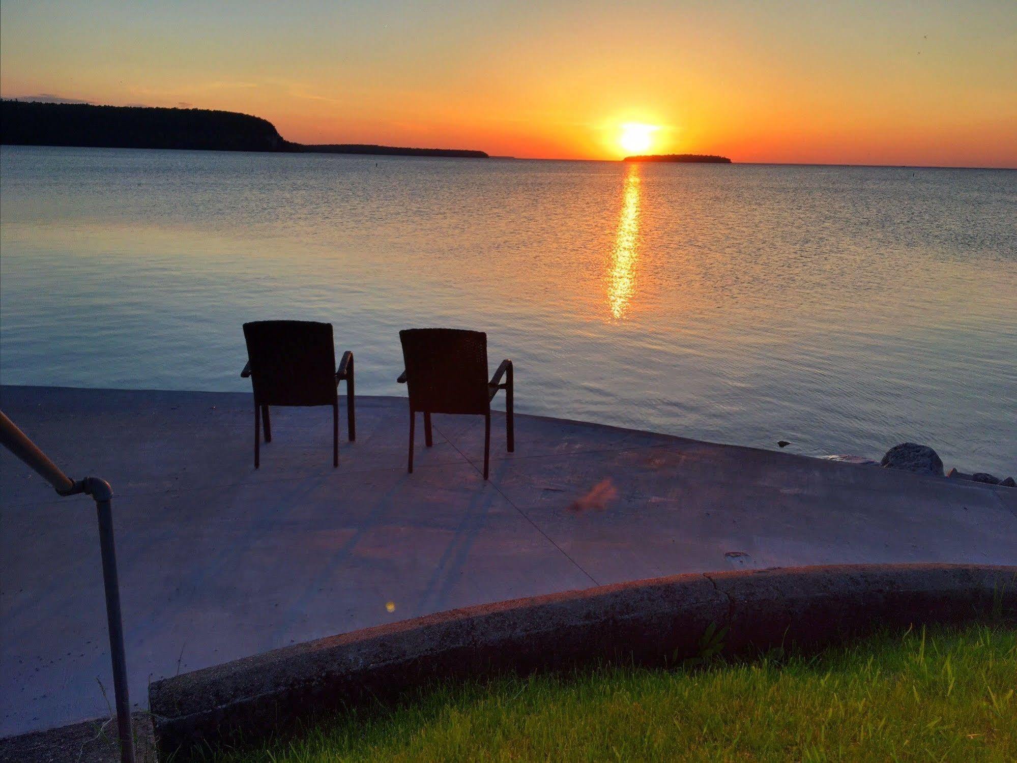 Pine Grove Resort Іфреім Екстер'єр фото